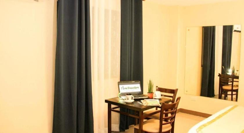 Time Travellers Hotel Manila Luaran gambar